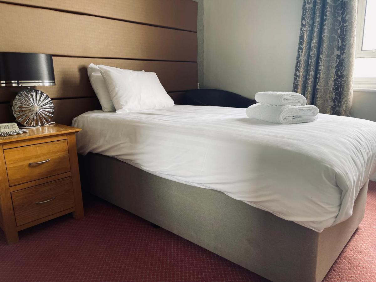 חלנדודנו Merrion Hotel מראה חיצוני תמונה
